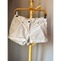 ราคา กางเกงขาสั้นสีครีมอ่อน แบรนด์h&m แท้ ไซส์ 2 มือสอง มีตำหนิ1 จุดตามภาพ แทบมองไม่เห็น ใส่สวย (27625128157)
