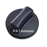 ราคา BENZ ฝาปิดน้ำมันเครื่อง สำหรับรถเบนซ์ รุ่น W140 Past No. 140 470 00 05 ยี่ห้อSWAG99904102 (21034970145)