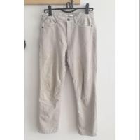 ราคา กางเกงลูกฟูกสีครีม มือสองญี่ปุ่น (5820114245)