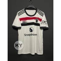 ราคา เสื้อทีม แมนยู เยือน 2024/2025 ใหม่ล่าสุด เนื้อผ้าโพลีเอสเตอร์ คุณภาพสูง (26630451211)