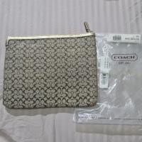ราคา ของใหม่!! กระเป๋าใส่ ipad ยี่ห้อ Coach แท้นะคะ (40902445867)