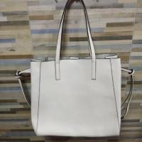 ราคา กระเป๋าสะพายข้าง MANGO แท้ มือสองสภาพสวย (5317085031)