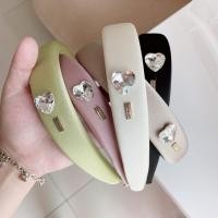 ราคา Town Shell - Lovey Swarovski Korean Simple Head Band / ที่คาดผมเกาหลี / ผ้าพันคอ (42055784804)