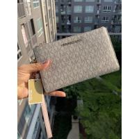 ราคา MK travel set กระเป๋าสตางค์ขาว-ชมพูของแท้100% (8733085206)