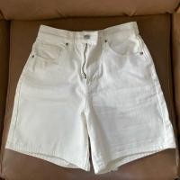 ราคา ส่งต่อ ขาสั้นผ้ายีนส์สีขาว Uniqlo ของแท้จากช็อป (26068680452)