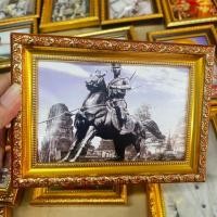 ราคา กรอบรูปพร้อมภาพ พระนเรศวร ขนาด 5x7 นิ้ว มีขาตั้งและที่แขวน เสริมฮวงจุ้ย เป็นของขวัญ ที่ระลึก (21594157102)