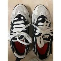 ราคา รองเท้ามือสองแบรนด์แท้Nike airzoom ไซส์36.5ยาว23 (43001689211)