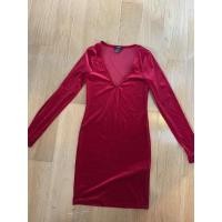 ราคา ❌SOLD❌ส่งต่อเดรสสีแดง กำมะยี่ ของ forever21 ไซต์ s (9466996511)