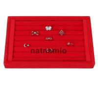 ราคา ถาดแหวน ถาดโชว์แหวน ที่เก็บแหวน ที่โชว์เครื่องประดับ ถาดใส่เครื่องประดับ ถาดใส่แหวน ไม่มีฝา กำมะหยี่ ขนาดเล็ก 1อัน (3302774881)