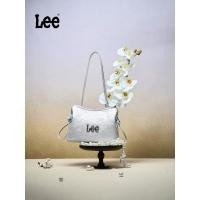 ราคา พรีออเดอร์ รุ่นใหม่ กระเป๋า Lee สะพายข้าง ของแท้ (40250702973)