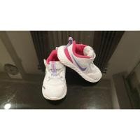 ราคา Nikeแท้100%ใช้งานน้อยมาก (22619891467)