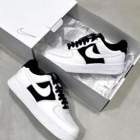 ราคา Nike Air Force 1 07 PRM White Black 【100% Authentic】 (25590612621)