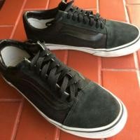 ราคา Vans Old Skool 8.5 มือสอง พร้อมส่ง (258797330)