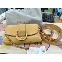 ราคา กระเป๋า Charles&Keith CK อุปกรณ์ครบ (Used) สีเหลืองมัสตาร์ด (27600425082)