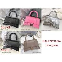 ราคา New Balenciaga Hourglass (Size XS, S) (4548903858)