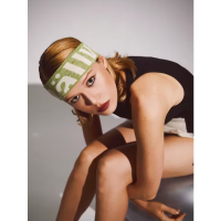 ราคา Rally Movement✨ ผ้าคาดผมพิมพ์ลายโลโก้ (New in Pack) ราคาเต็ม 590 (19888723497)