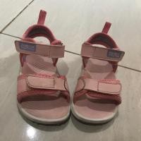 ราคา Toe Zone/ รองเท้าแตะเด็กยี่ห้อ Oshkosh (PRE-LOVED) (3027414182)