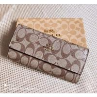 ราคา กระเป๋าสตางค์ Coachใบยาว 2 พับ มีช่องใส่เหรียญ ใส่บัตร ซิปปั้ม งานสวย (3795527142)