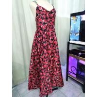 ราคา เดรสยาว​ แม่อั้ม​ลายกุหลาบสีแดง ป้าย​ One​ ​& One (6335850020)