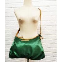 ราคา กระเป๋าสะพายข้าง มือสอง แบรนด์ UNITED COLORS OF BENETTON (6716958552)