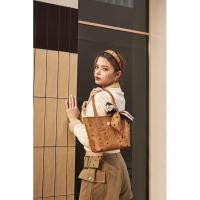 ราคา ️️พรีออเดอร์ ️️ New Mcm Shopper size mini 28 x 20 cm. ขนาดกำลังดี (26276355985)