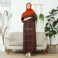 ราคา [irnnanda] Daily Gamis Dress with Ethnic Motifs HILTON UNIQLO วัสดุเสื้อยืด (25737481129)