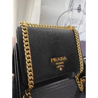ราคา prada saffiano crossbody on chain มือสอง ของเเท้ (18383664459)
