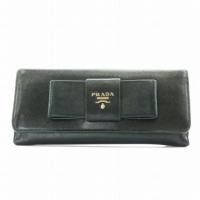 ราคา Prada Saffiano Long Wallet กระเป๋าใส่เหรียญหนังสีดํา 1M1132 ส่งตรงจากญี่ปุ่นมือสอง (26056211502)