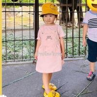 ราคา (ส่งฟรี) เอี๊ยมเด็กหญิง H&M มือสอง สีชมพูอ่อน แถมเสื้อยืดด้านใน มี 1 ชุดเท่านั้น (24071638421)