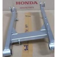 ราคา HONDAสวิงอาร์มเวฟ125ไอ(ปลาวาฬ)1ชิ้น WAVE 125i 2012, WAVE 125i 2014, WAVE 125i 2016, WAVE 125i 2017, WAVE 125i 2019-22 (20490028247)