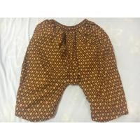 ราคา มือสอง กางเกงผ้าไทยจงกระเบน สำเร็จรูป (1774799220)