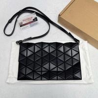 ราคา กระเป๋า Bao Bao Crossbody Bag (41214898223)