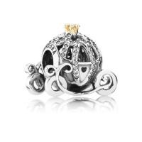 ราคา (พร้อมส่ง)♡NEW♡ Pandora Disney Cinderella pumpkin coach silver charm with 14k and cubic zirconia (1770467322)
