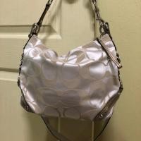 ราคา ของแท้ 100% กระเป๋า Coach สะพายไหล่มือสอง (4118798713)