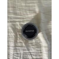 ราคา Olympus lens 14-42mm f.3.5-5.6 [ No Box เพราะเป็นเลนส์แถมจากตัวเครื่องตอนซื้อมา ] (24877630000)