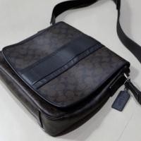 ราคา กระเป๋า coach ผู้ชาย ของแท้ กระเป๋าสะพาย แบรนด์ (22912944861)