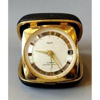 ราคา นาฬิกาปลุกพกพาแบบไขลาน Rhythm Vintage alarm clock , 1970's (24323034666)
