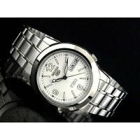 ราคา นาฬิกา Seiko รุ่น SNKE57K1 นาฬิกาผู้ชาย สายแสตนเลส หน้าปัดขาว ของแท้ 100% ประกันสินค้า 1 ปีเต็ม (1694782278)