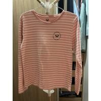 ราคา เสื้อสเวตเตอร์ลายทางสีขมพูพีช ขาว แบรนด์ Roxy Size S อก34 สภาพดี ไม่มีตำหนิ (27073447819)