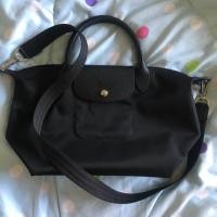 ราคา กระเป๋า Longchamp Neo size S สีดำ(รุ่นมีสายสะพาย) มือสองสภาพดีมากกก (2188310819)