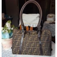 ราคา กระเป๋าเฟนดิมือสองของแท้ (6736664759)