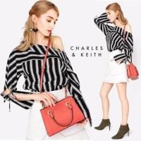 ราคา CHARLES & KEITH STRUCTURED TOP HAND BAG (936487742)