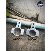 ราคา ขากันสะบัด ก้าน (แบบจับแกนโช้คหน้า) สำหรับแกนLEO/แกนโซนิค #หูยึดกันสะบัดโซนิค #หูยึดกันสะบัดลีโอ (25050761596)