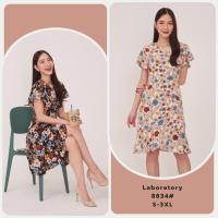 ราคา Laboratory เดรส 8834# เดรสคอวีป้าย กระโปรงบานแต่งระบายเฉียง ไซส์ S-3XL (27716061260)