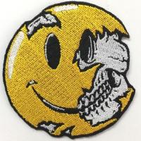 ราคา อาร์มปักลาย Smile หัวกะโหลก 7x7 cm ติดเสื้อติดหมวก ติดสินค้าแฟชั่น งานDIYเสื้อผ้า (4503455903)