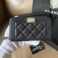 ราคา New! Chanel Boy Caviar Medium 6 Zippy Wallet GHW Holo30 (10040813765)