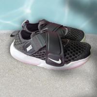 ราคา รองเท้าผ้าใบเด็ก Nike มือ 2แท้ 100% (สีดำ) (43664366495)