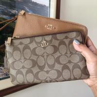 ราคา กระเป๋าคล้องมือ % Coach Double Zip Wristlet Size L รุ่น F16109 (2769199397)