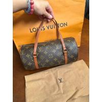 ราคา Louis Vuitton papillon size26 สภาพสวย ภายในสะอาด สายไม่แห้งแตก ดอกเด้ง อุปกรณ์ได้ ถุงผ้าถุงกระดาษ (26231328053)