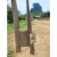 ราคา ย่ามผ้าทอกะเหรี่ยง ทอมือ ผลิตจากผ้าฝ้าย ย้อมสีธรรมชาติ 100% (26850506581)